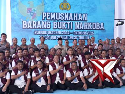 Presiden RI Prabowo Subianto memimpin pemusnahan 214,84 ton narkoba hasil pengungkapan Polri