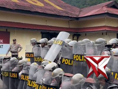 Latihan Dalmas Pesonil Polres Padang Panjang