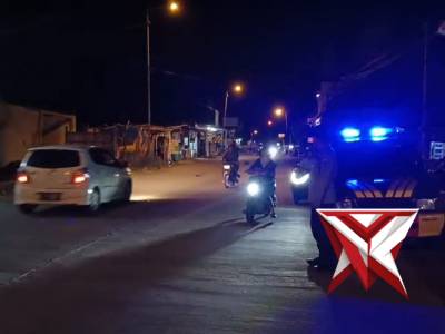 Patroli Blue Night?Blue Light Depan SPBU Pugeran, Gondang.