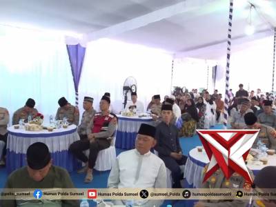Safari Ramadhan, Wakapolda Sumsel Pererat Silaturahmi dan Salurkan Bansos di Kota Prabumulih

PRABUM