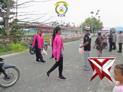 POLDA PAPUA TENGAH MELALUI POLSEK JAJARAN YAKNI POLSEK MAKIMI GELAR PEMBAGIAN TAKJIL