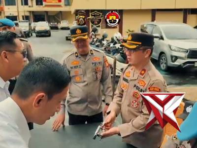 Pastikan Kesiapan Operasional, Wakapolres Lubuk Linggau Cek Fisik Senpi dan Ranmor Dinas