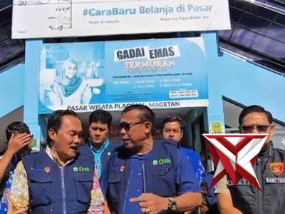 Satgas Saber Polres Magetan melaksanakan sidak di Pasar Plaosan untuk memastikan harga bahan pokok
