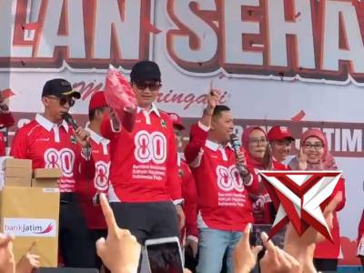 Kapolres Magetan menghadiri kegiatan Jalan Sehat dalam rangka memperingati Hari Ulang Tahun ke-80