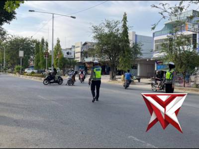 PENGATURAN LALU LINTAS - PoliceTube