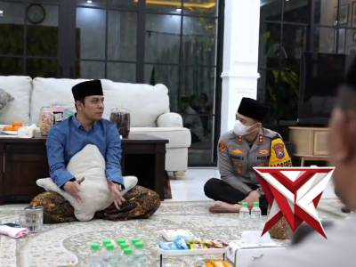 Silaturahmi kepada tokoh agama, Pengasuh Ponpes Al Falah Ploso Mojo, KH. Abdurrahman Kausar