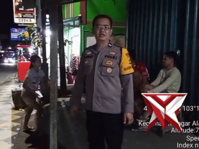 Aipda Yongki, Bhabinkamtibmas Kel.Sidorejo Memberikan Himbauan Kamtibmas kepada warga - PoliceTube