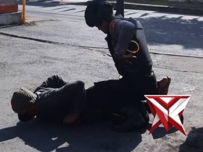 Simulasi Pengamanan Mako Polres Karangasem