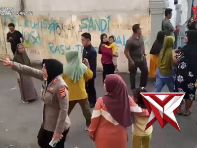 BERIKAN PELAYANAN DAN RASA AMAN KEPADA MASYARAKAT KAOLRES TERNATE TURUN LANGSUNG