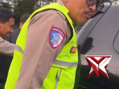 Actions, Real Keciduk Netizen, Makasih Pak - PoliceTube