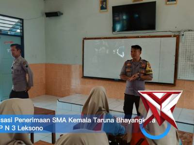 POLSEK LEKSONO Sosialisasi Penerimaan SMA Kemala Taruna Bhayangkara Di SMP N 3 Leksono