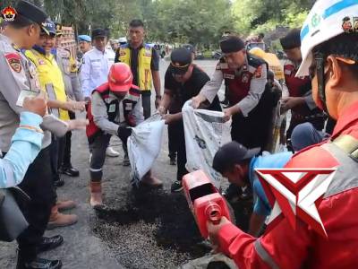 Safari Ramadhan - PoliceTube