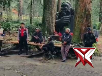 ???? Unit Pamobvit Sat Samapta Polres Magetan melaksanakan patroli dialogis di sejumlah tempat wisa