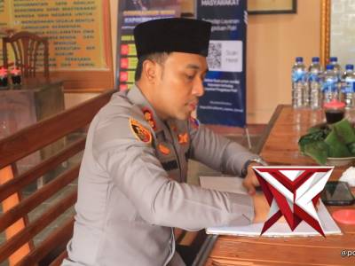 Kunjungan Kerja di Polsubsektor Gerih - PoliceTube