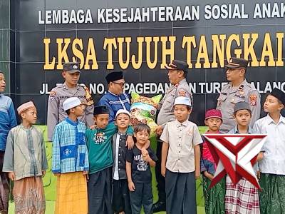 Penyaluran Sembako dari Kapolres Malang - PoliceTube