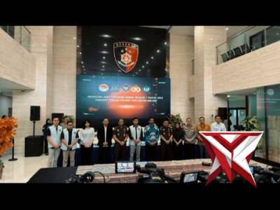 Polri Komitmen Berantas Judi Online ???