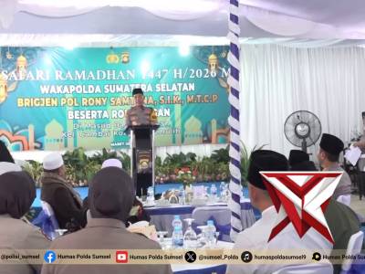Safari Ramadhan, Wakapolda Sumsel Pererat Silaturahmi dan Salurkan Bansos di Kota Prabumulih

PRABUM