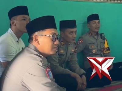 Safari Ramadhan Polres Magetan

Kapolres Magetan PJU melaksanakan kegiatan Safari Ramadhan dengan be