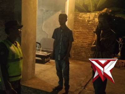 Berikan rasa aman dan nyaman kepada mesyarakat dengan patroli malam - PoliceTube
