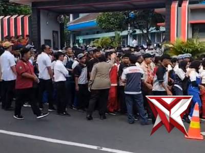 Polisi Pelayanan Masyarakat Polsek Turen Polres Malang