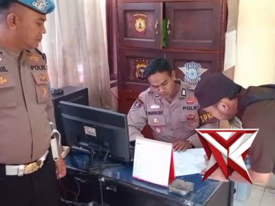 Polsek Seberida Polres Indragiri Hulu Melayani Masyarakat Dalam membuat surat laporan Kehilangan