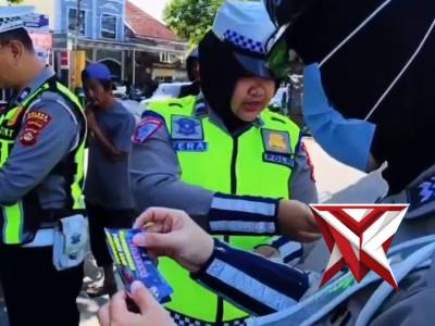 Himbauan dan membagikan sticker OPS ketupat Musi 2026