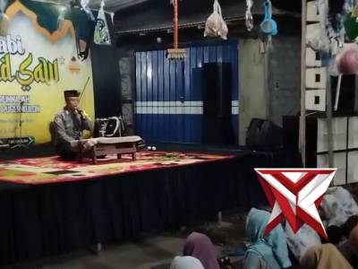 Bhabinkamtibmas Desa Puger Kulon bersama Warga adakan Maulid Nabi Muhammad SAW - PoliceTube
