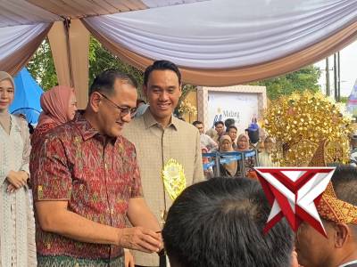 meriah acara midang tahunan kab oki