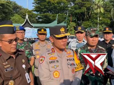 POLDA SUMBAR MELAKSANAKAN APEL GELAR PASUKAN OPERASI KETUPAT 2026
