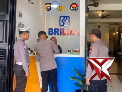 Personel Polsek Pangkalan Kuras Melaksanakan Patroli KRYD - PoliceTube