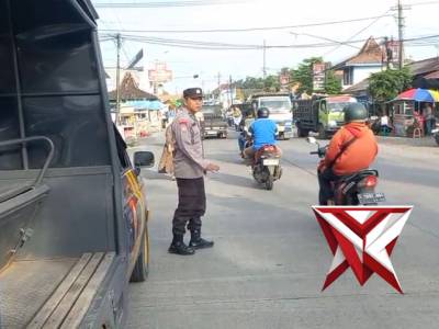 Sate kerang Sore, depan Pasar pohjejer, Gondang