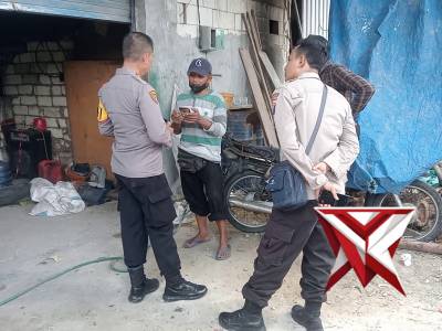 Kapolsek Sukosewu bersama anggota laksanakan sambang ke warga