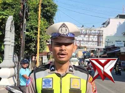 Live Report Situasi terkini arus lalu lintas di Jalan SM Raja depan Terminal Sibolga