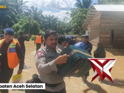 KAPOLRES ACEH BARAT DAYA KERAHKAN PERSONIEL BANTU BENCANA ALAM DI NAGAN RAYA DAN ACEH SELATAN