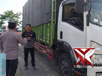 Giat Patroli KRYD berikan himbauan kepada sopir terkait pembatasan jam operasional truk