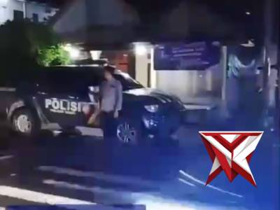 ANGGOTA POLSEK GRATI MELAKSANAKAN PATROLI ANTISIPASI 3C DI JL. RAYA SEMAMBUNG.