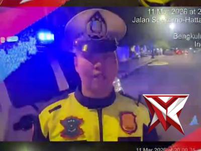 *Patroli Blue Light Satlantas Polresta Bengkulu Amankan Arus Lalin Salat Tarawih*