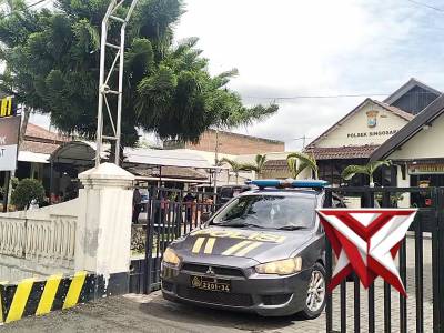 Patroli Polsek Singosari - PoliceTube