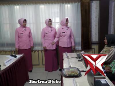 Bhayangkari Polda Kalteng Melaksanakan Pelatihan SIstem Informasi Pendidikan Kemala