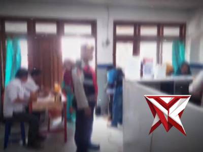 PENGAMANAN BANTUAN DI KANTOR POS KECAMATAN CURAHDAMI