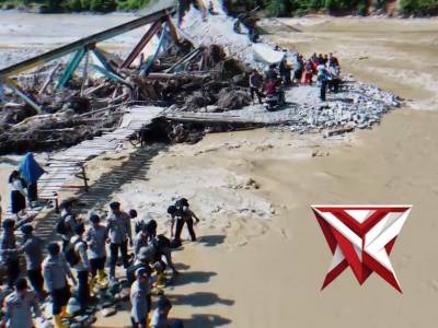 Kapolda Sumsel Beserta Staff dan Jajaran Serta Bhayangkari Mengucapkan selamat hri raya idul fitri