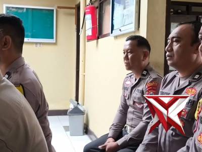 ?Arahan Pimpinan

Kapolsek Plaosan berikan arahan kepada seluruh personel sebagai tindak lanjut