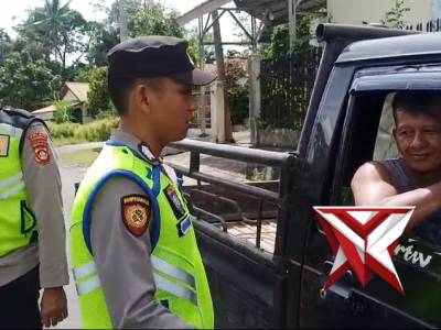 HIMBAUAN DARI PENGENDARA R.4 UTK SELALU MENGUTAMAKAN KESELAMATAN DALAM BERKENDARA.