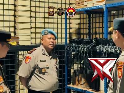 Pastikan Kesiapan Operasional, Wakapolres Lubuk Linggau Cek Fisik Senpi dan Ranmor Dinas