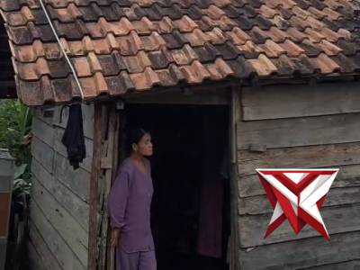 7. Polsek Babat Toman Polres Muba gelar program KOLING KATIM bagikan sembako gratis