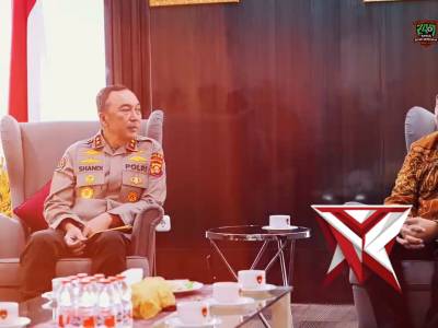 4. Kapolda Sumatera Selatan Irjen Pol Dr. Sandi Nugroho menerima audiensi jajaran pimpinan PLN UID S