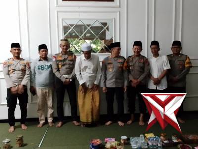 Kunjungan ke Tokoh Agama