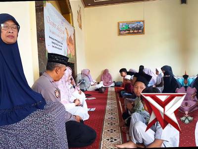 Menebar Berkah di Bulan Suci: Hangatnya Kebersamaan Ngariung Bareng Kapolsek Baros di Masjid Al Mabr