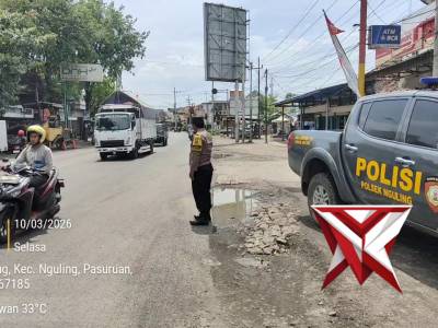 Patroli Bluelight Polsek Nguling