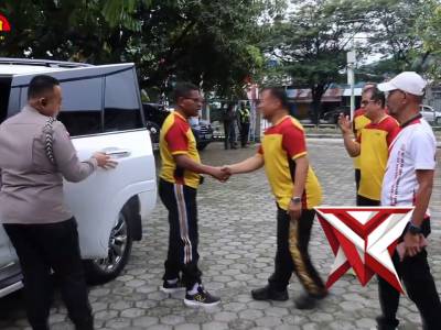 Kapolda Papua Buka Turnamen Badminton Dalam Rangka Hari Bhayangkara Ke-79